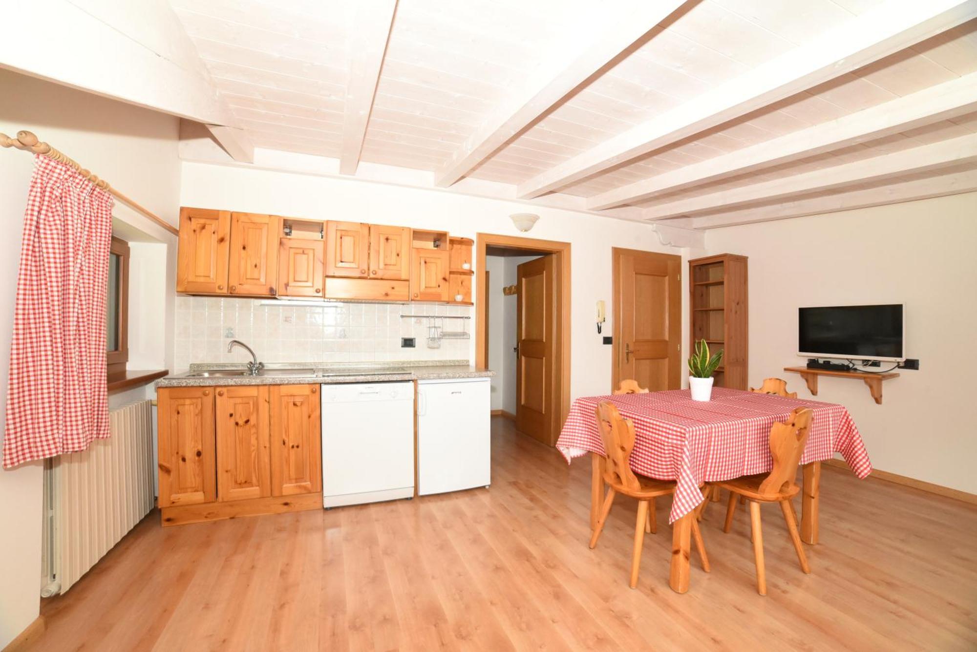 Appartement Cesa Mandi E Miky à Canazei Extérieur photo