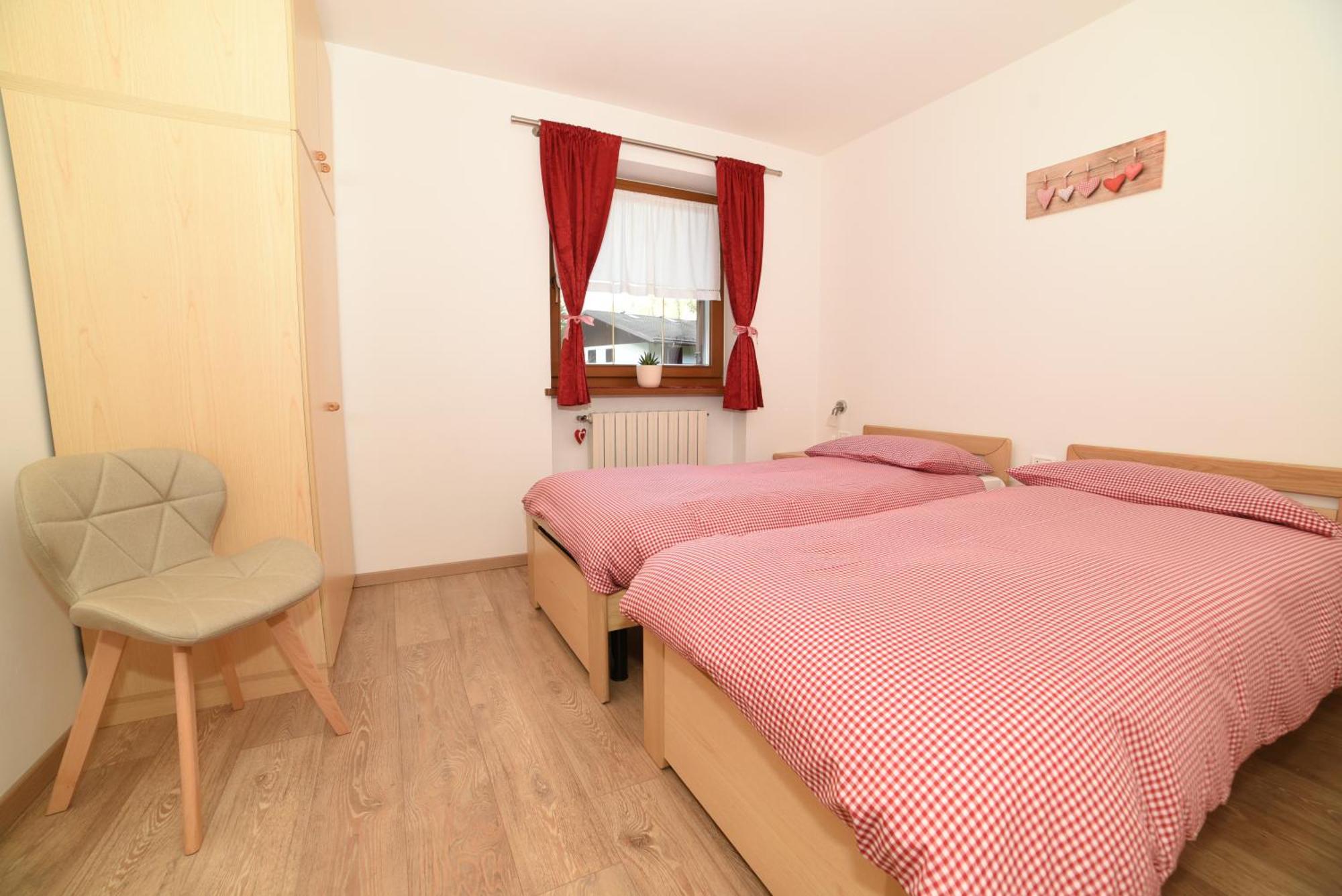 Appartement Cesa Mandi E Miky à Canazei Extérieur photo